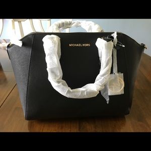 NWT Michael Kors purse.